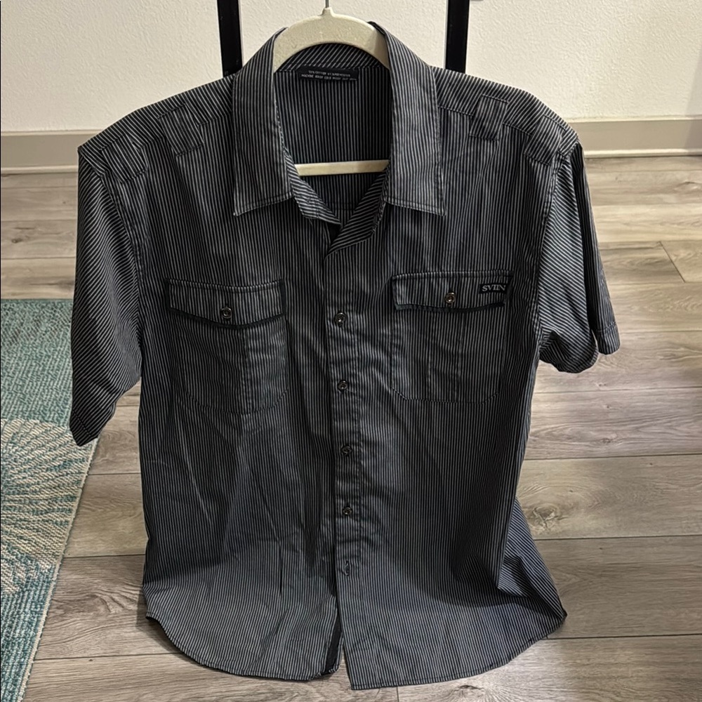 Black Casual Button Down Shirt with Relaxed Fit